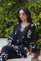 Moon Crest Black