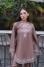 Almond Ivory