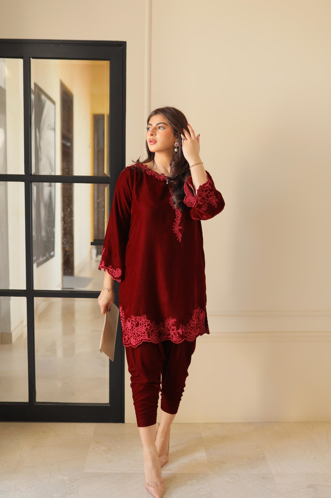 Maroon dreams in Velvet