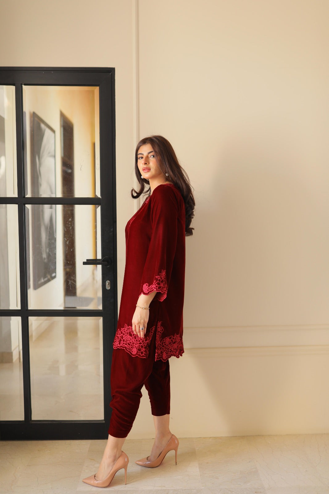 Maroon dreams in Velvet